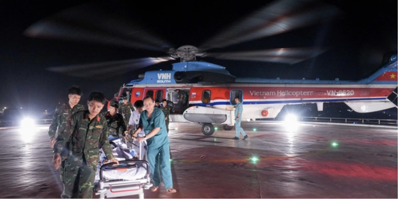 Hội chẩn từ xa 3 lần, đưa ngư dân nghi nhồi máu não từ đảo Nam Yết vào đất liền cấp cứu